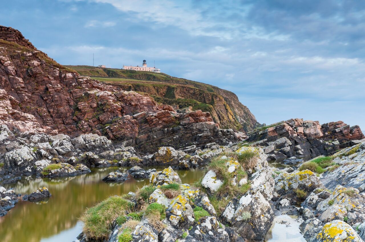 Sumburgh Head Lighthouse shetland scotland
