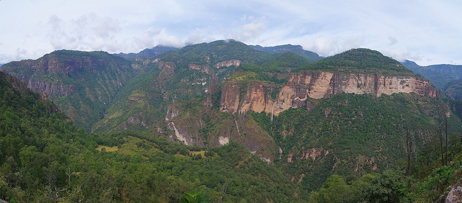 el espinazo del diablo landscape shot in mexico